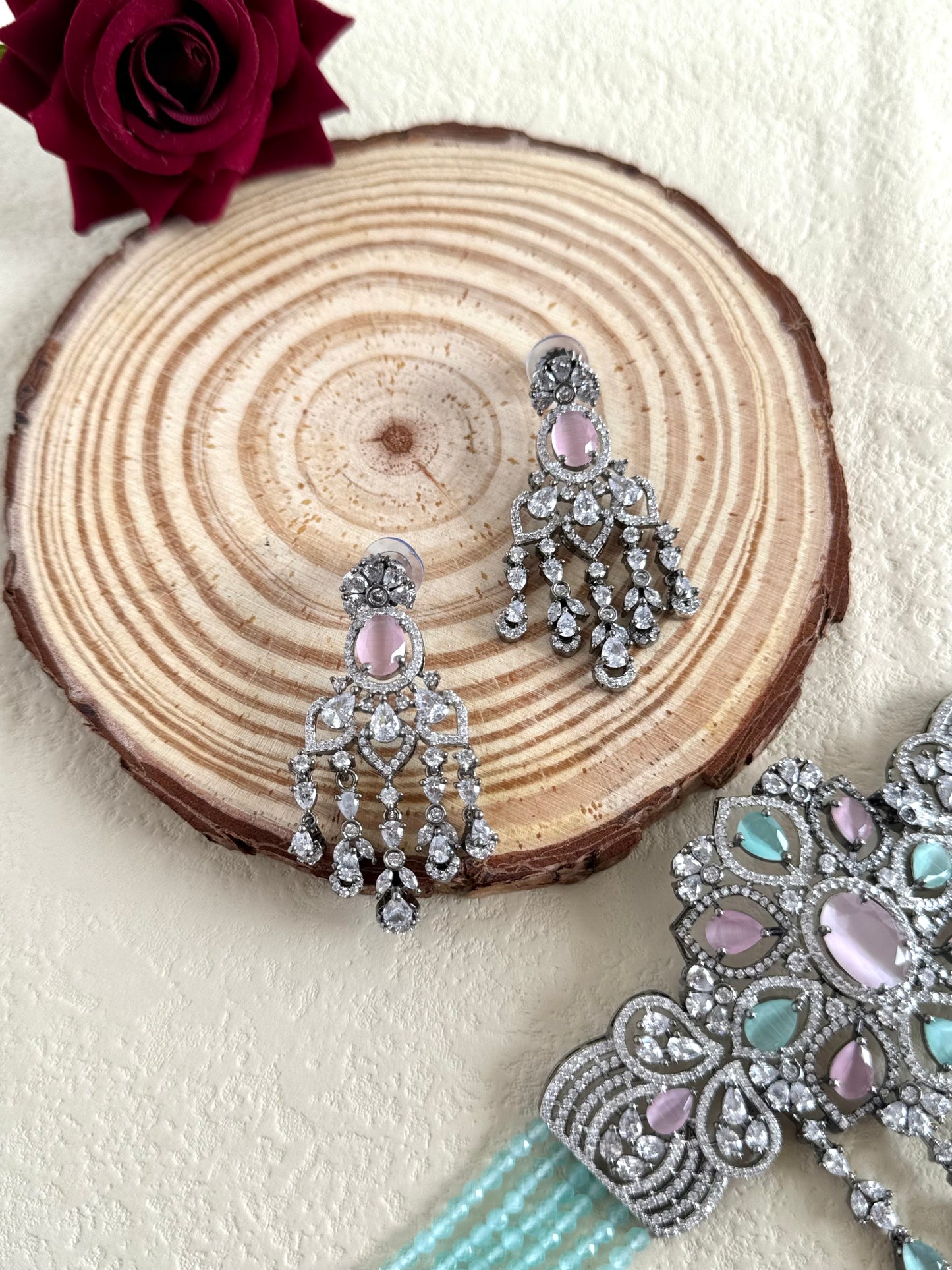 AD & Doublet Choker Set