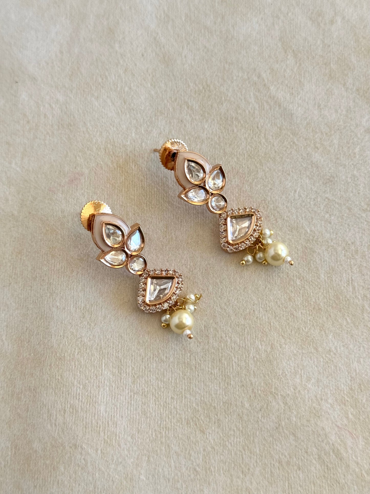 Discover the Elegance of the Tyaani Set – Mannat Jewelz