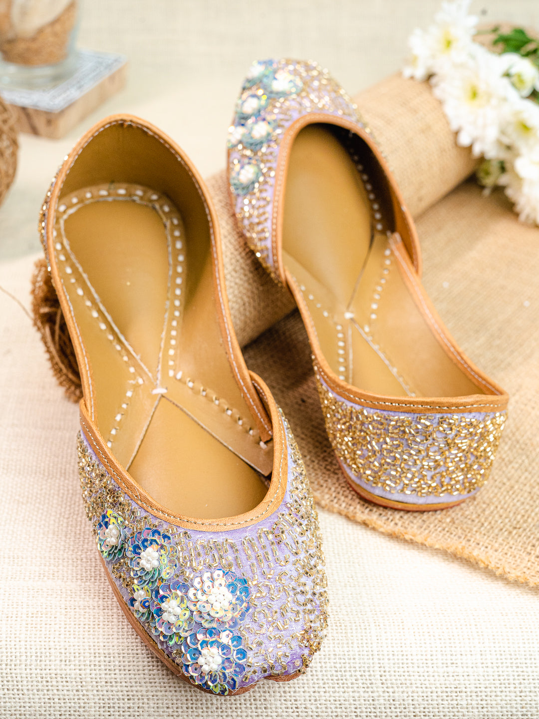 Lilac Punjabi Jutti