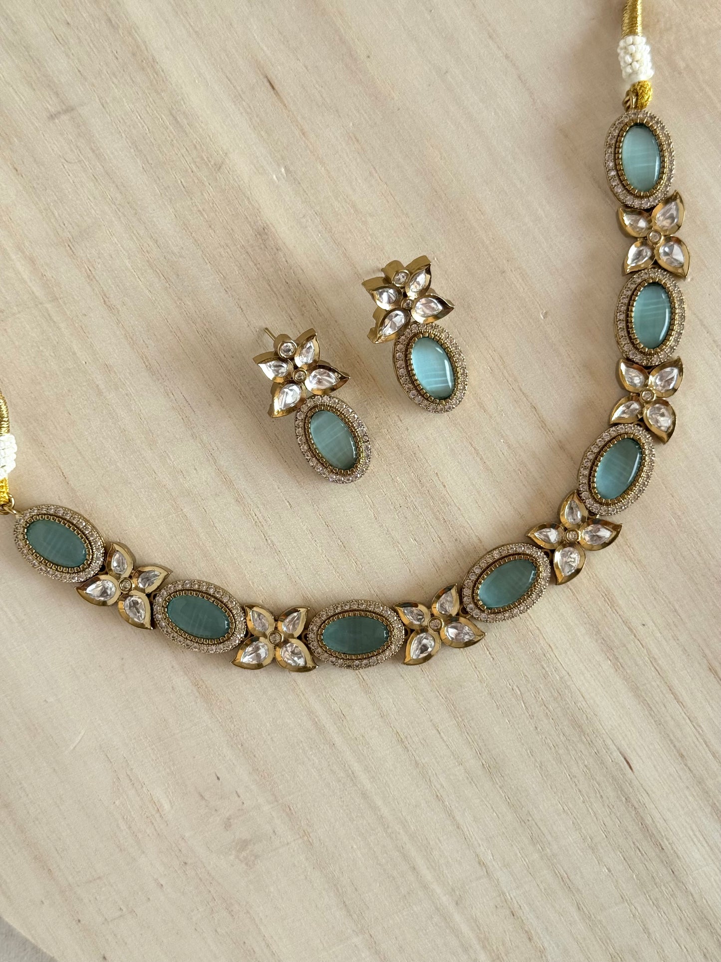 Tyaani/Monalisa Set by Mannat Jewelz