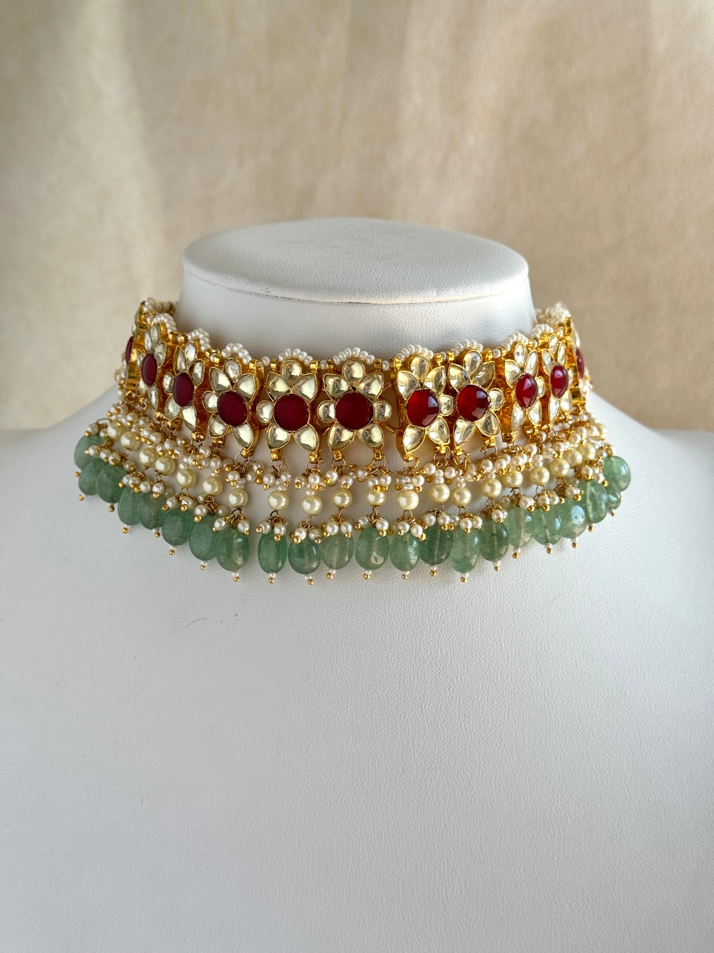 Pachi Kundan Choker Set by Mannat Jewelz