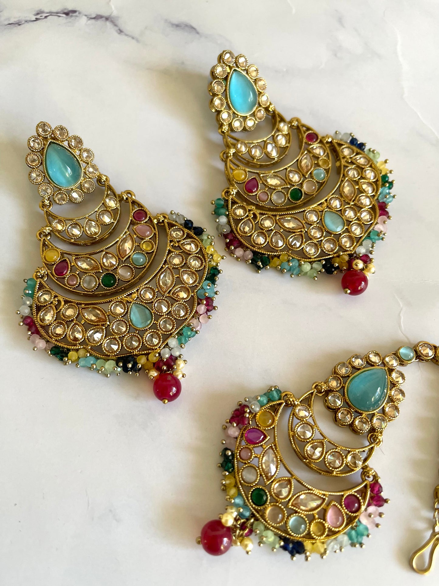 Reverse AD Tikka Set in Multi - Mannatjewelz