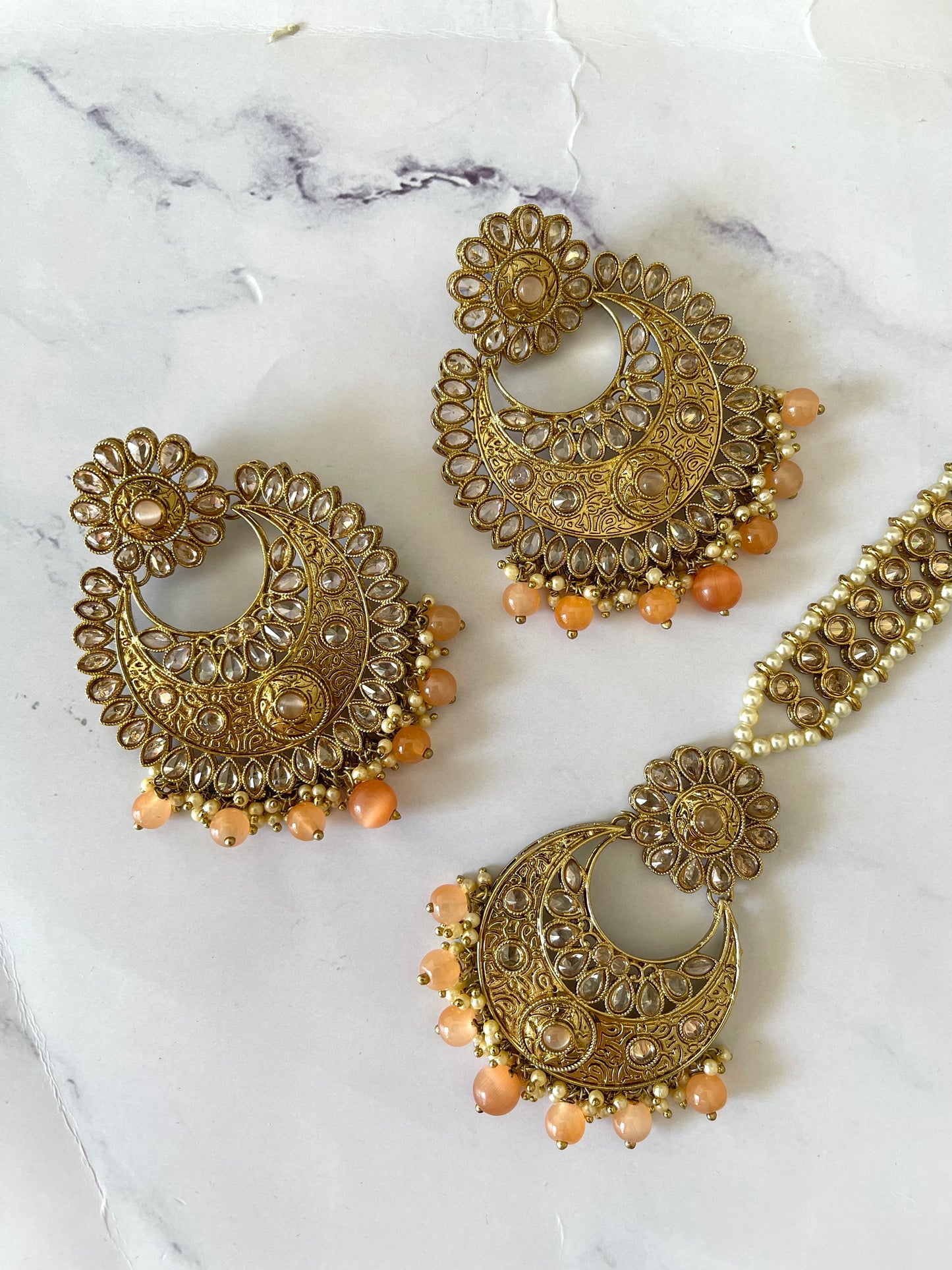 Reverse AD Tikka Set in Peach - Mannatjewelz