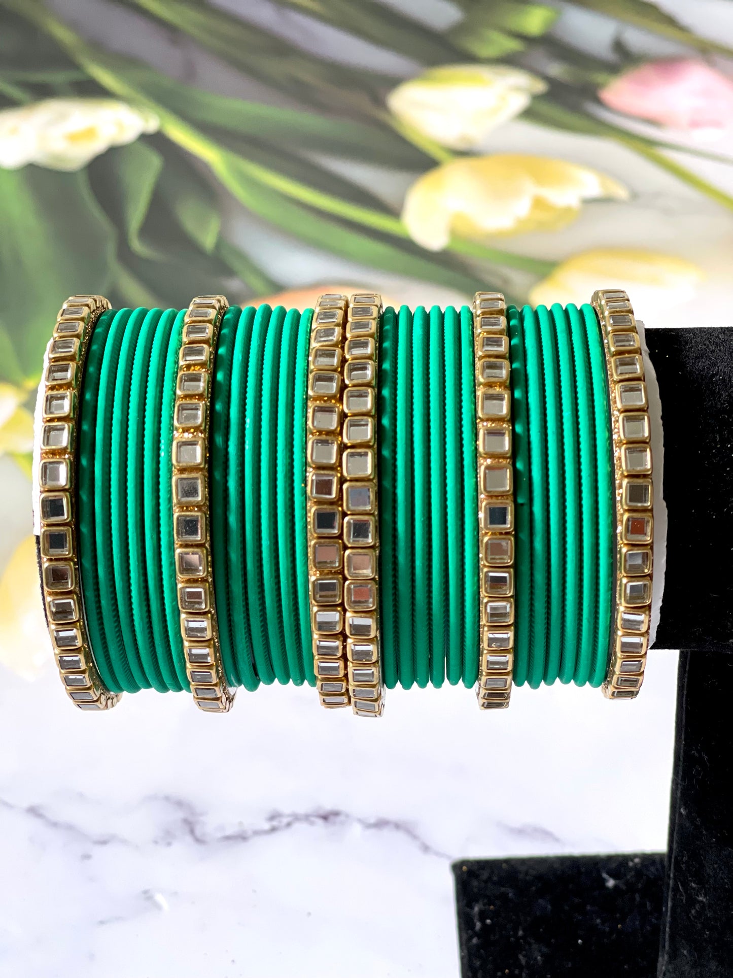 Bangles & Kundan kada Set