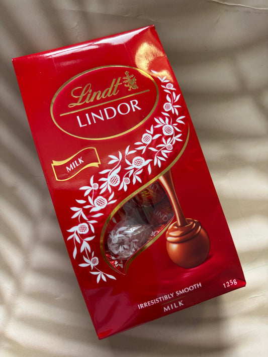 Lindor Milk Chocolate Pack