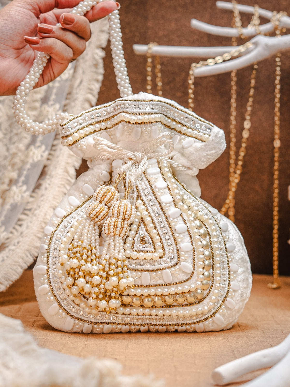 Noor Pearl Embellished Potli