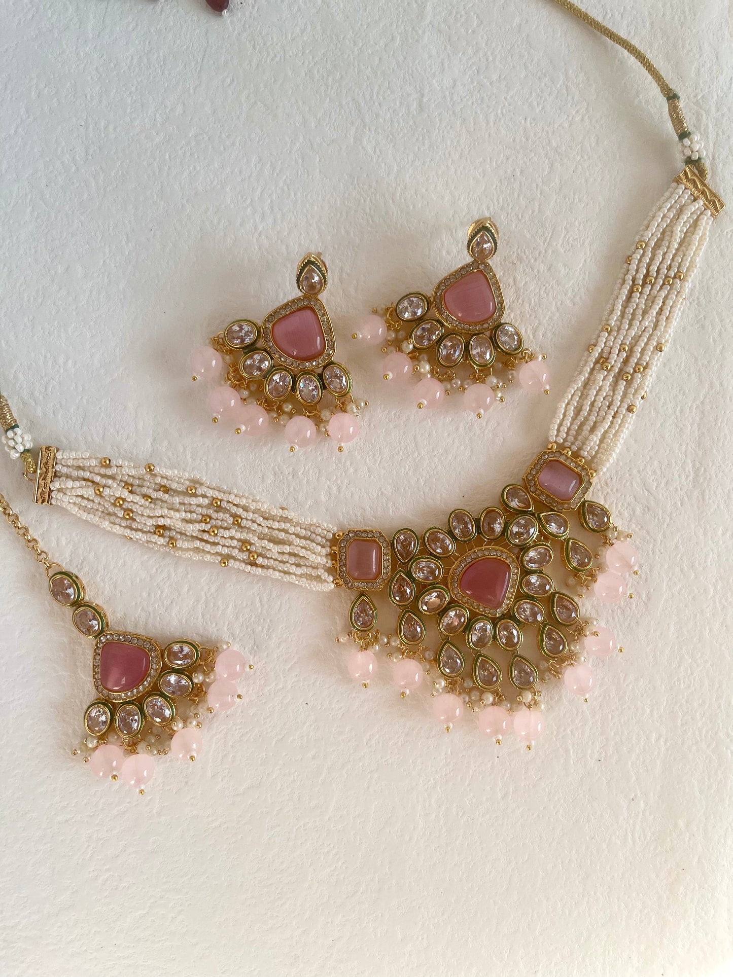 Kundan Necklace Set in Light Pink