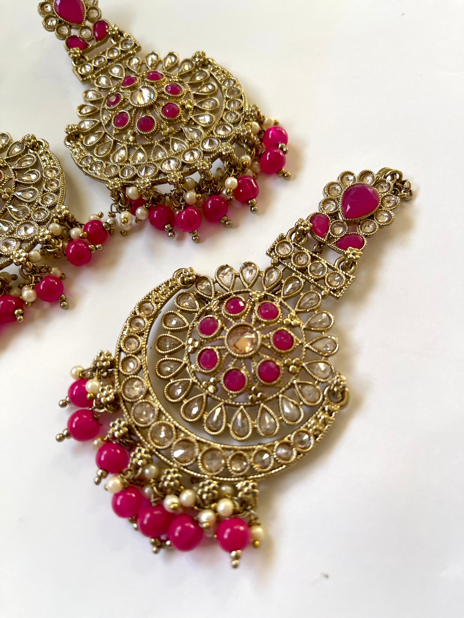 Polki Earrings & Tikka Set in Pink - Mannatjewelz
