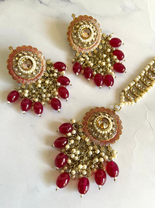 Reverse AD Tikka Set in Maroon - Mannatjewelz