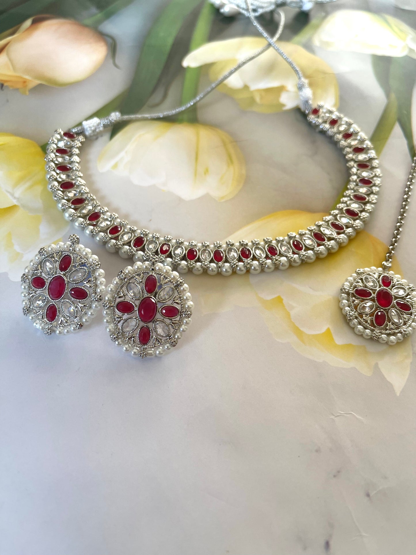 Polki Neckline Set in Red - Mannatjewelz