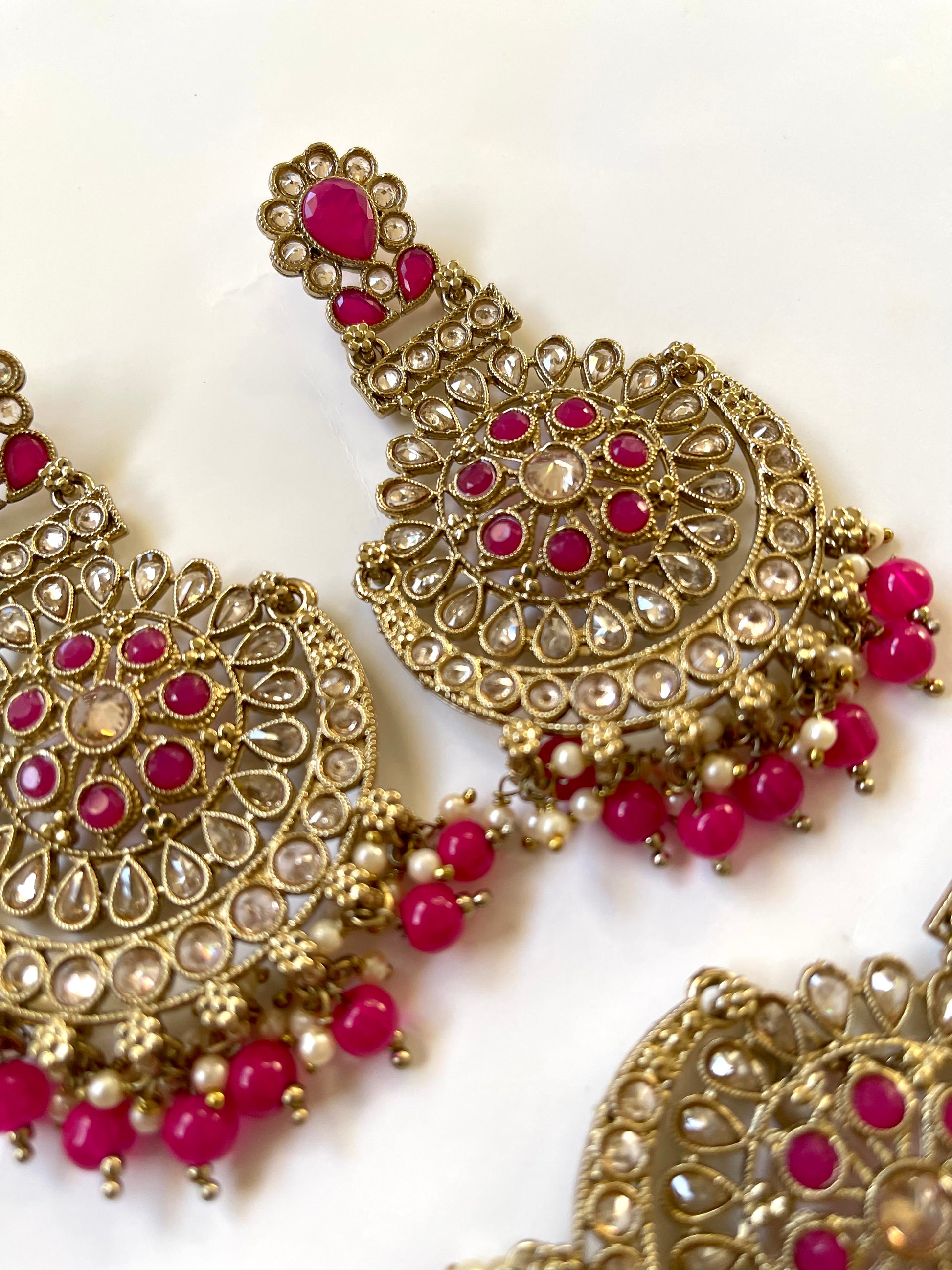 Polki Earrings & Tikka Set in Pink - Mannatjewelz